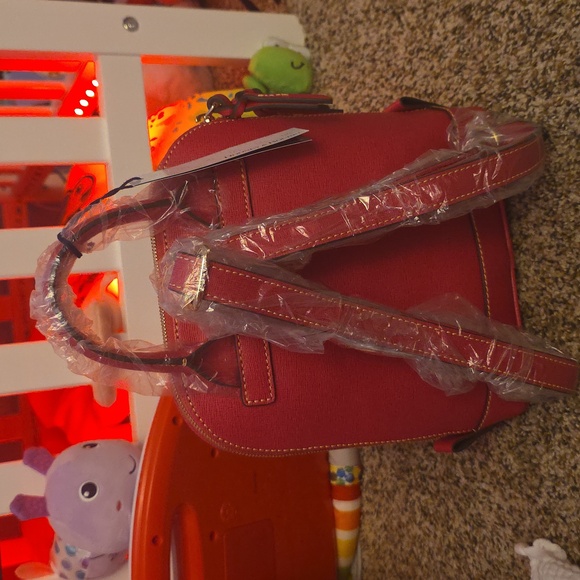 NWT Dooney & Bourke Red Backpack - Picture 2 of 6